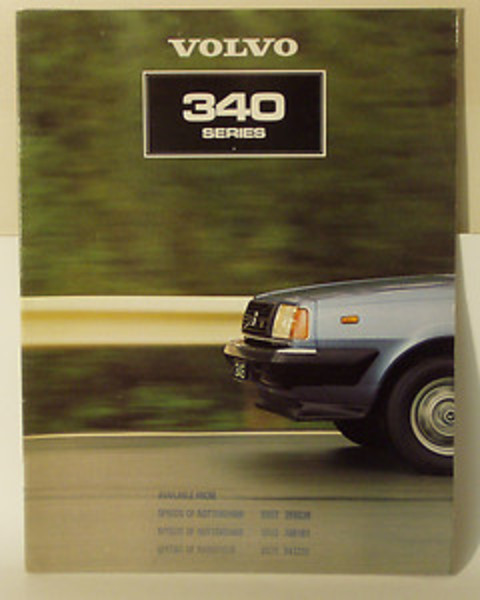 28 page Volvo 340 Series UK Brochure 1981. Enlarge