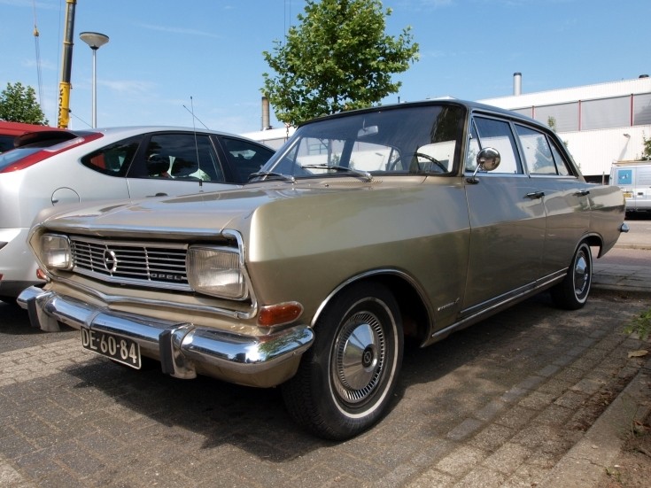 Opel record 1700