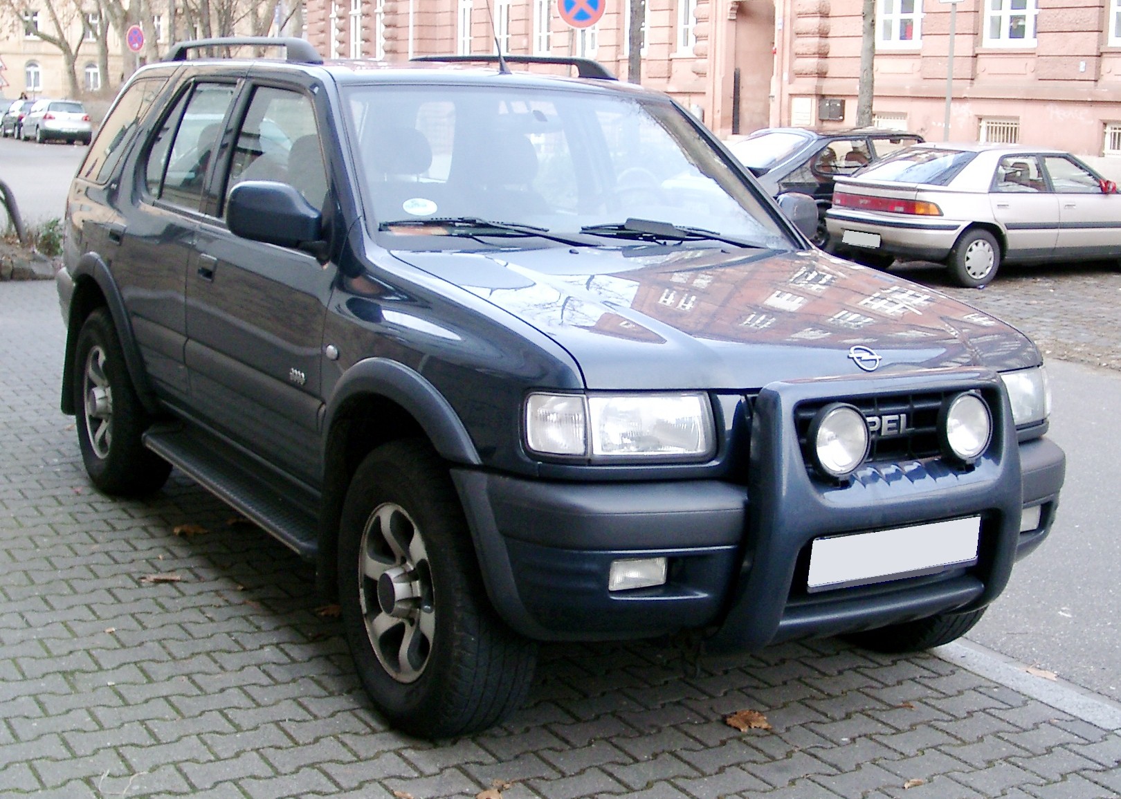 File:Opel Frontera front 20080108.jpg