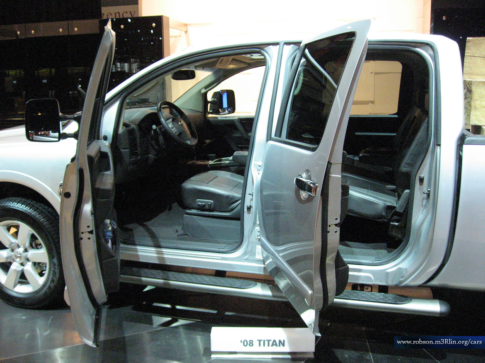 2007 Nissan Titan V8