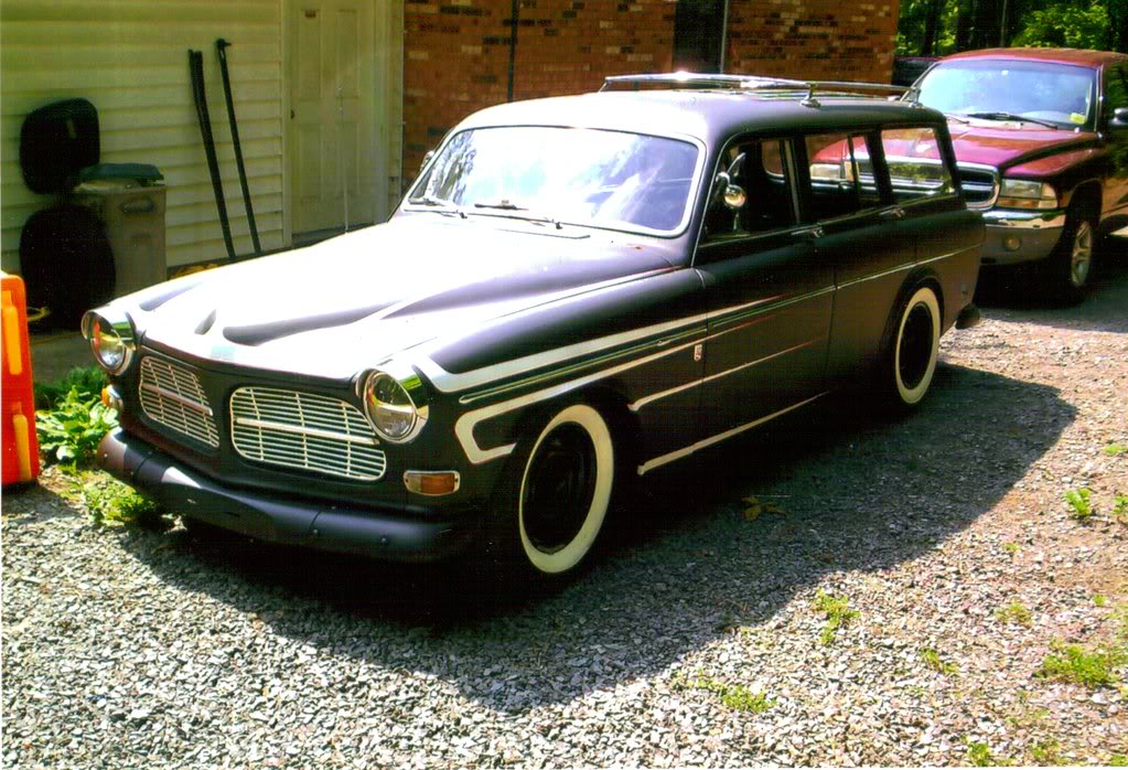 I am all so a lover of Volvo's here is my daily driven 1962 Volvo 122s wagon