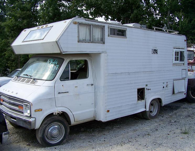 1971 Dodge Camper not running, perfect to burn or destroy, can be painted.