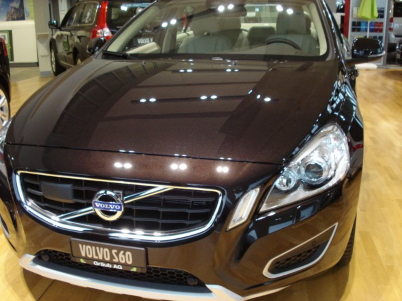 VOLVO S60 D5 AWD Momentum. Non-binding test drive More Information Contact