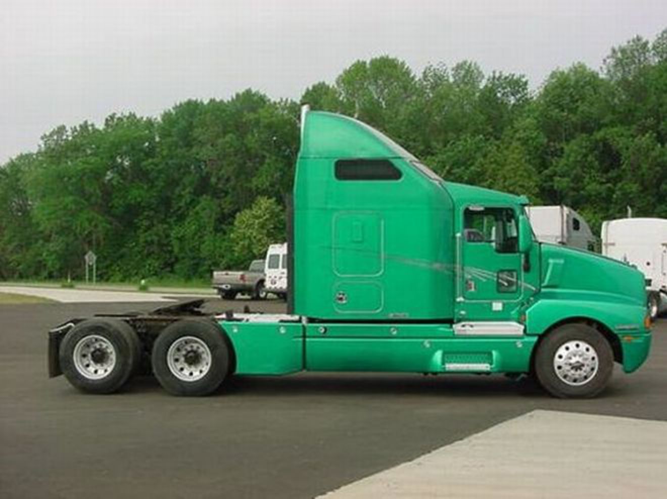 TopWorldAuto >> Photos of Kenworth T600B - photo galleries