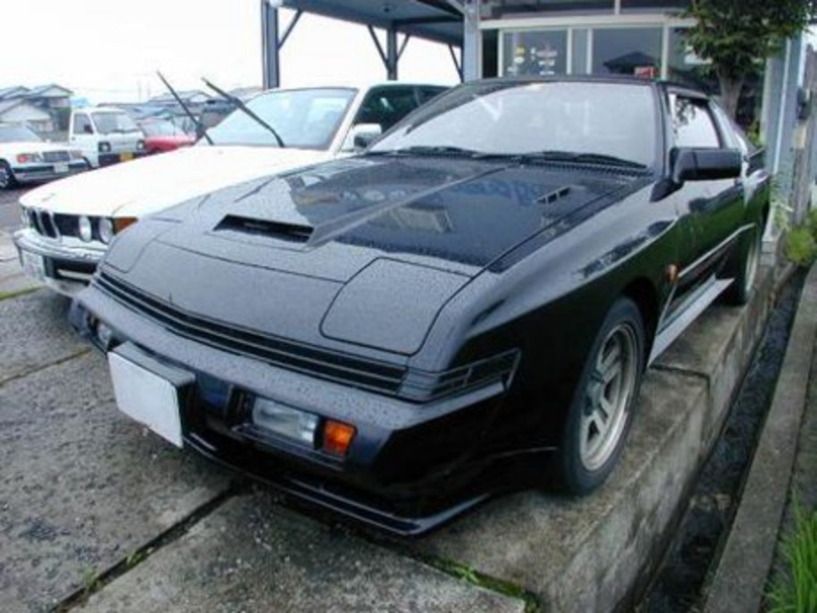 Mitsubishi 1988. 1988 Mitsubishi Starion. Mitsubishi Starion 1990. Mitsubishi Starion katalog.