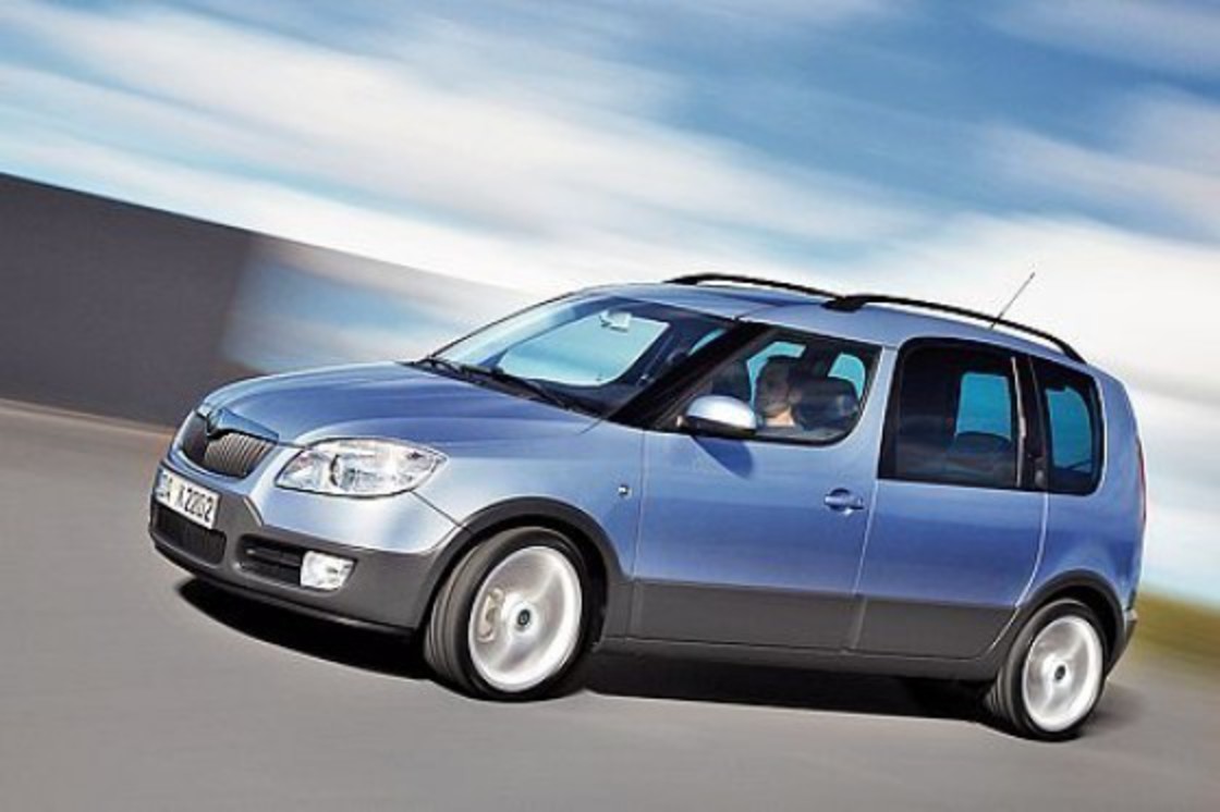 Шкода румстер 2009. Skoda Roomster Scout. Шкода Румстер 2022.