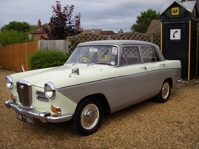 TopWorldAuto >> Photos of Wolseley 1660 - photo galleries