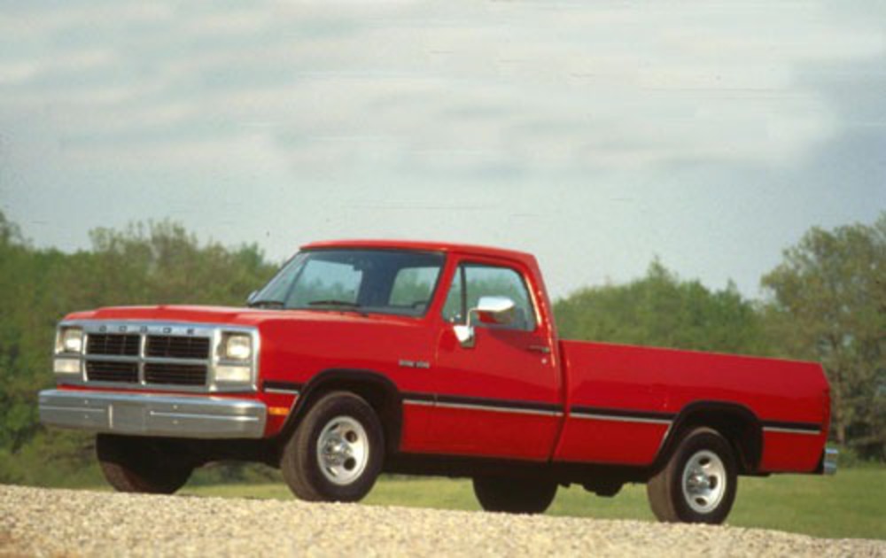 1993 Dodge RAM 150 2 Dr STD Standard Cab LB