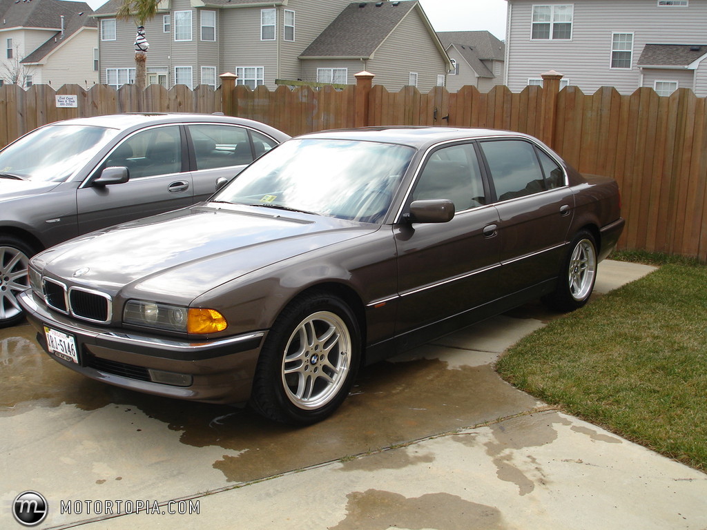 Photo of a 1998 BMW 740IL (My First Beamer). No longer owned