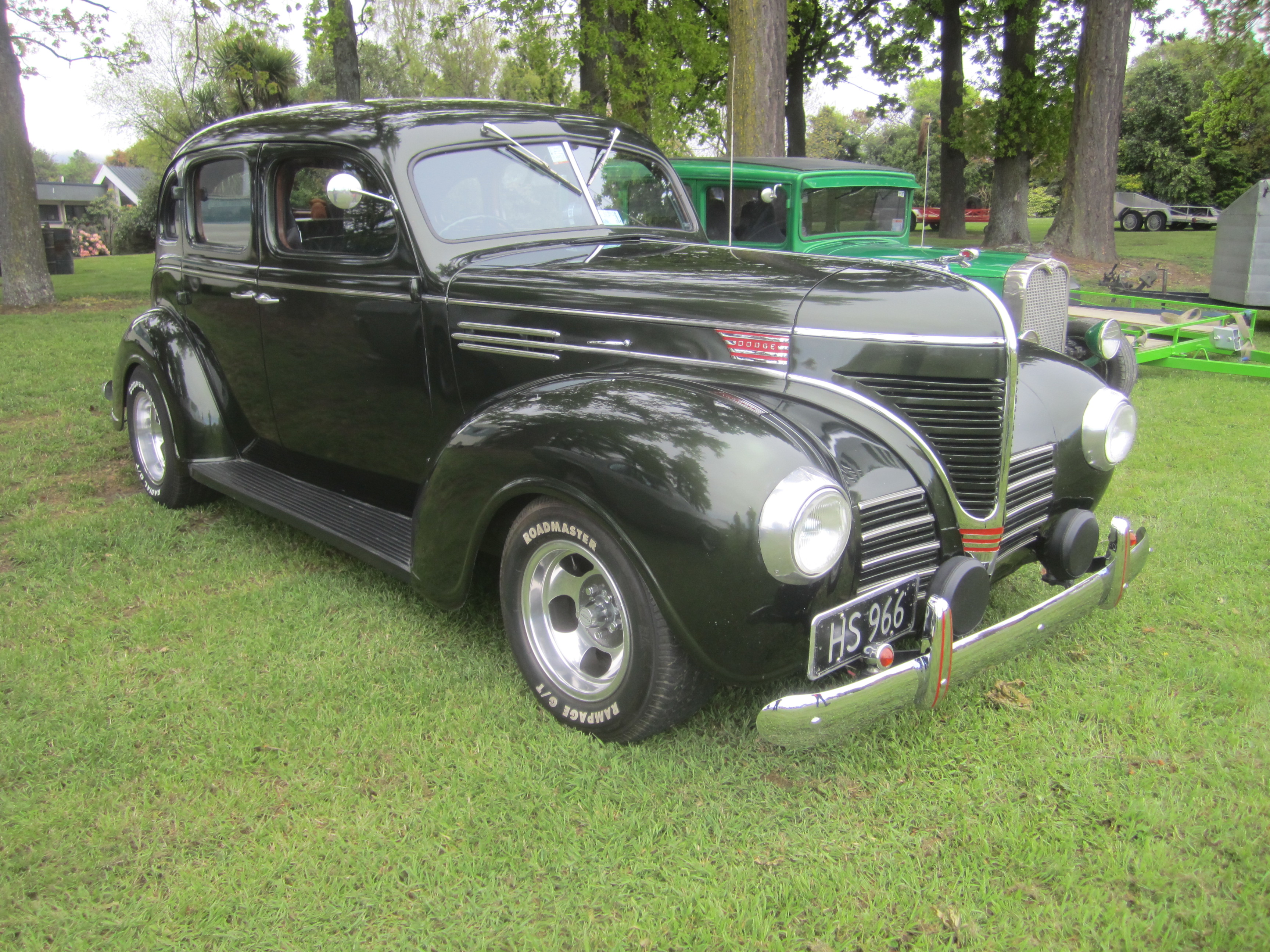 File:1939 Dodge Sedan.jpg