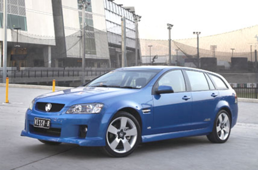 JOSHUA DOWLING takes a closer look at the automatic Commodore wagon.