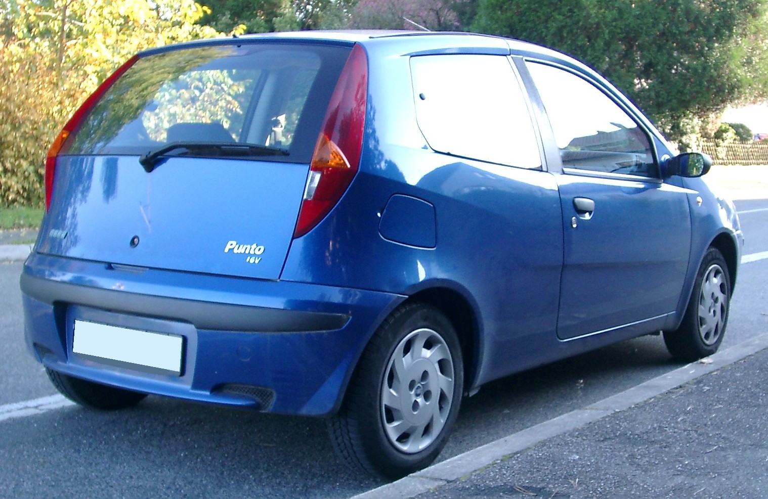 File:Fiat Punto 2 rear 20071006.jpg