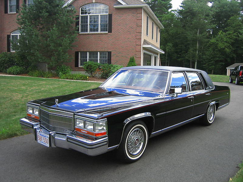 Cadillac Fleetwood Brougham 1987