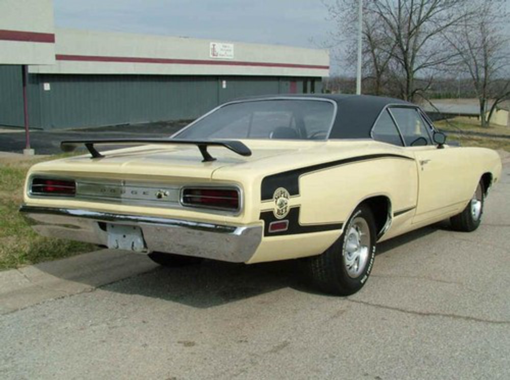 Dodge Coronet Super Bee HT - huge collection of cars, auto news and reviews,
