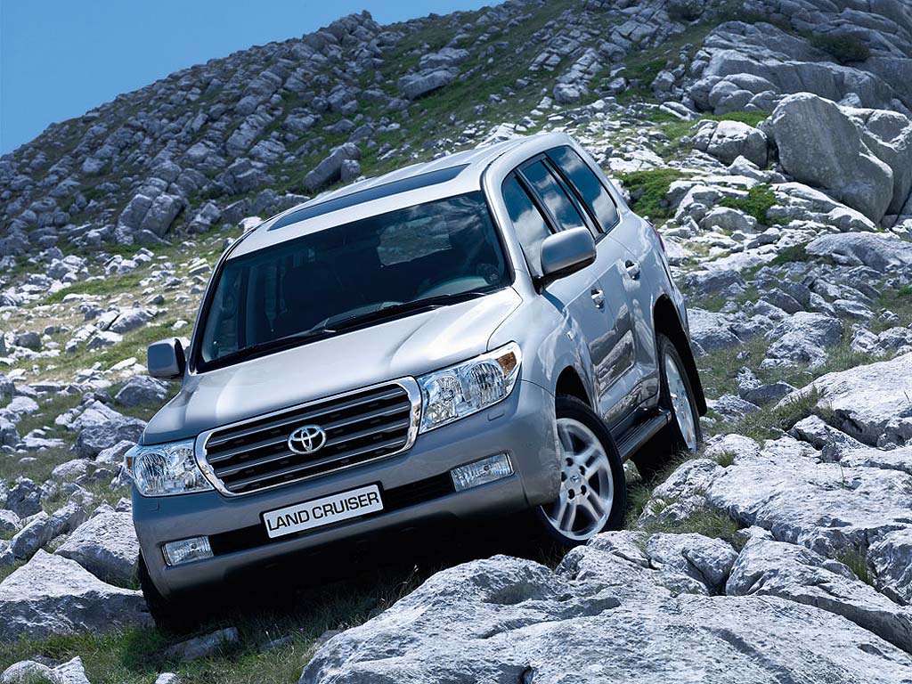 toyota land cruiser 200 wallpaper (click to view)