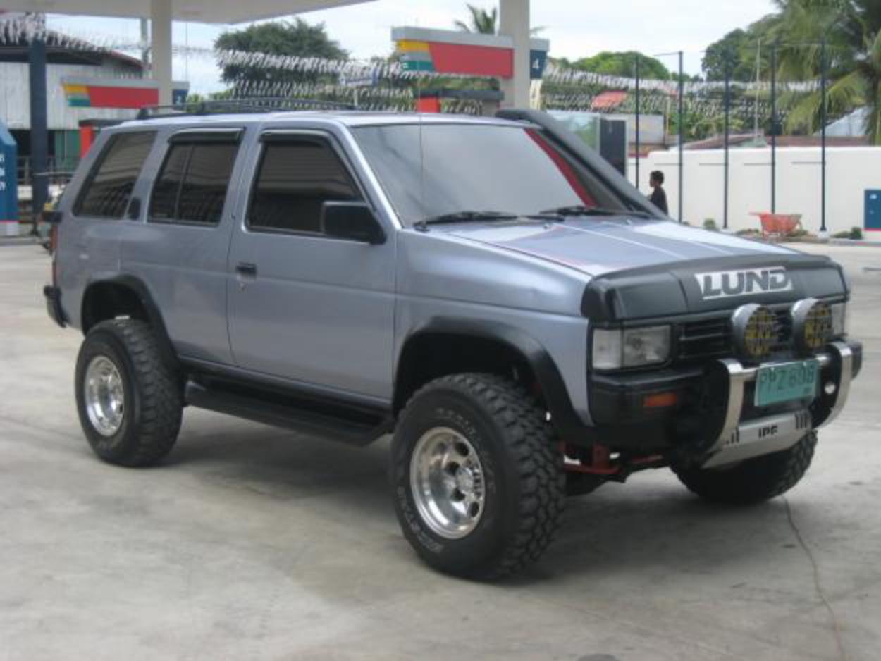 Pictures of Nissan Terrano