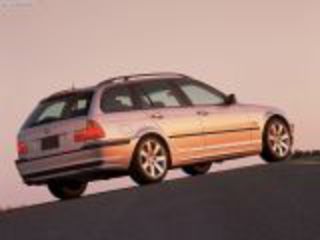 BMW 3-series E46 Touring. 158kb. [1600 x 1200] R:72