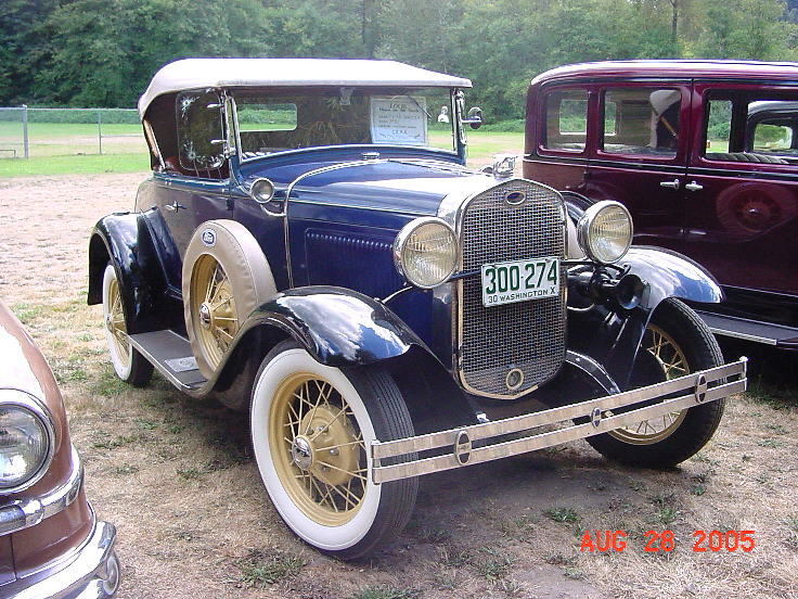 1930 Dodge Roadster (Bill & Beverly Devine)