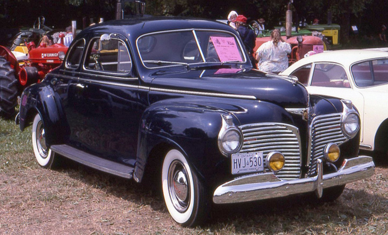 1941 Dodge Deluxe coupe