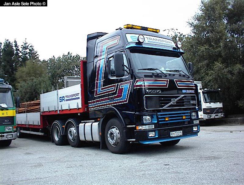 Volvo FH12 Globetrotter. View Download Wallpaper. 800x606. Comments