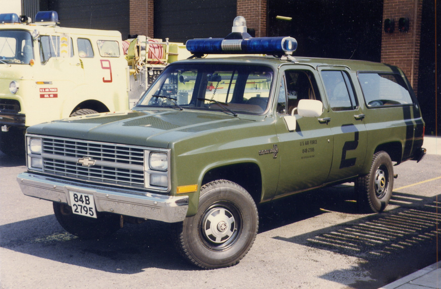 Chevrolet Suburban 1985