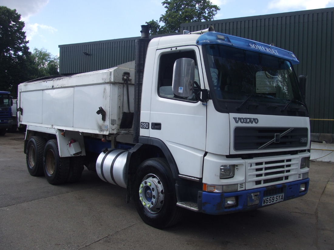 Product Name: Volvo FM7 6x4 Double Diff 26 ton Tipper Truck
