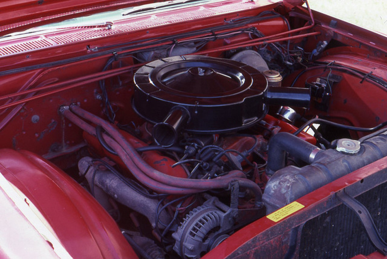 1966 Dodge 2 door hardtop (Canadian) 383 CID V8