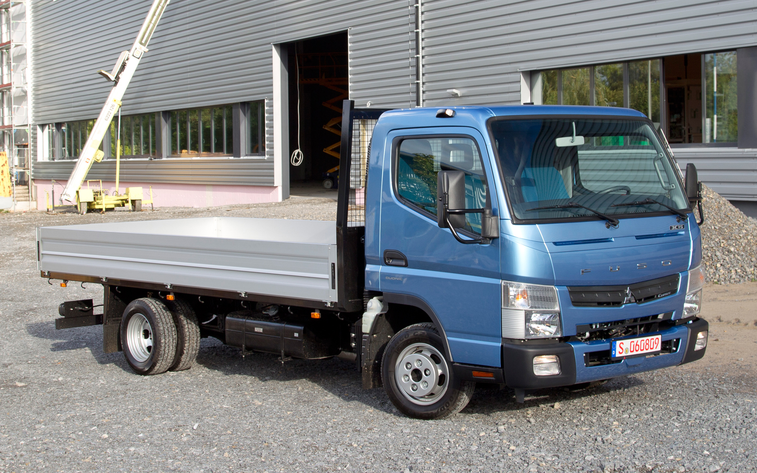 Фото mitsubishi fuso canter