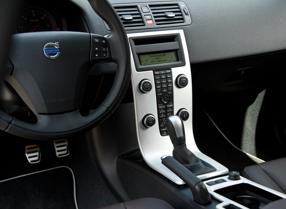 2012 Volvo S40 interior.
