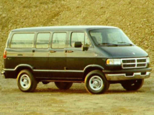 1996 Dodge Ram Van 2500. Kelley Blue Book Retail $1,850â€“$2,325