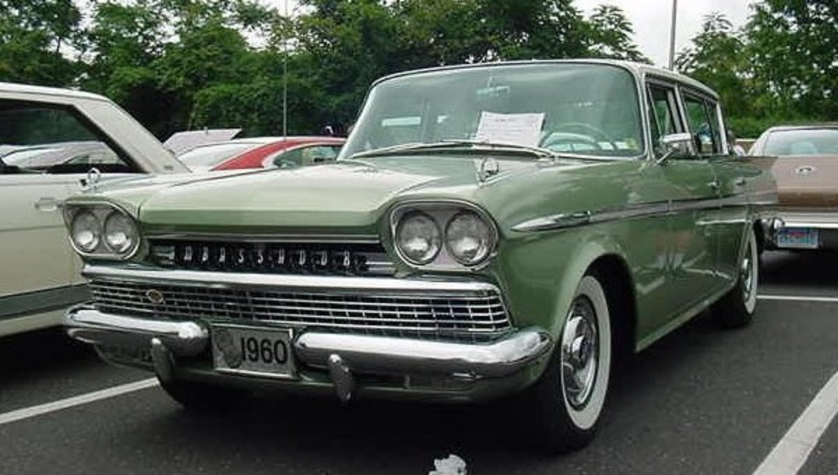 File:1960 AMC Rambler Ambassador sedan green NJ.jpg