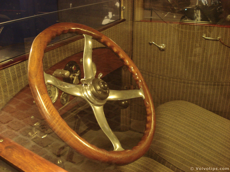 Dashboard and interior of the Volvo PV4