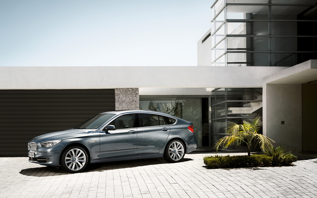 This time we will talk about BMW 550i Gran Turismo prices which makes this