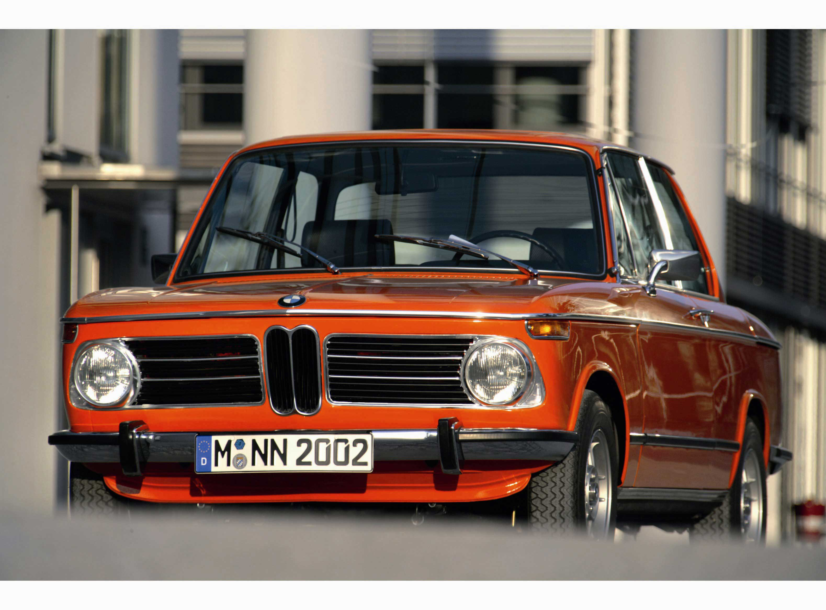 Retrospective: Driving Impressions of a BMW 2002