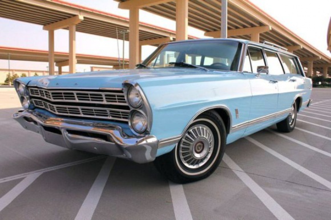 1967 Ford Country Squire Wagon