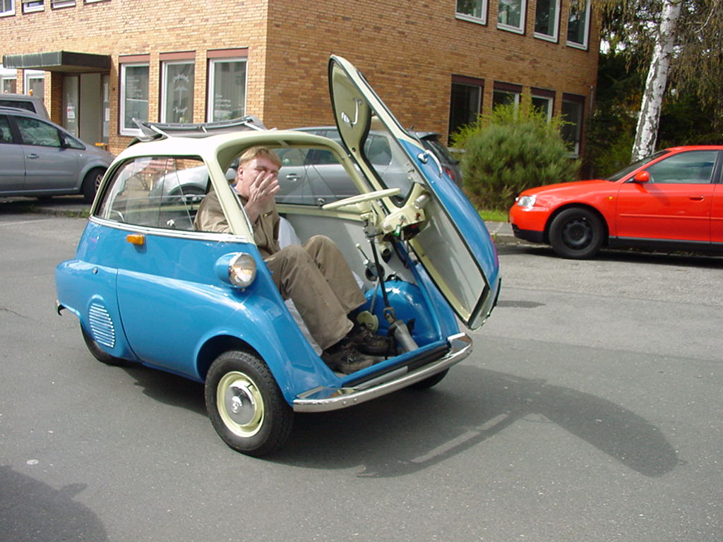 BMW Isetta 250 - huge collection of cars, auto news and reviews, car vitals,