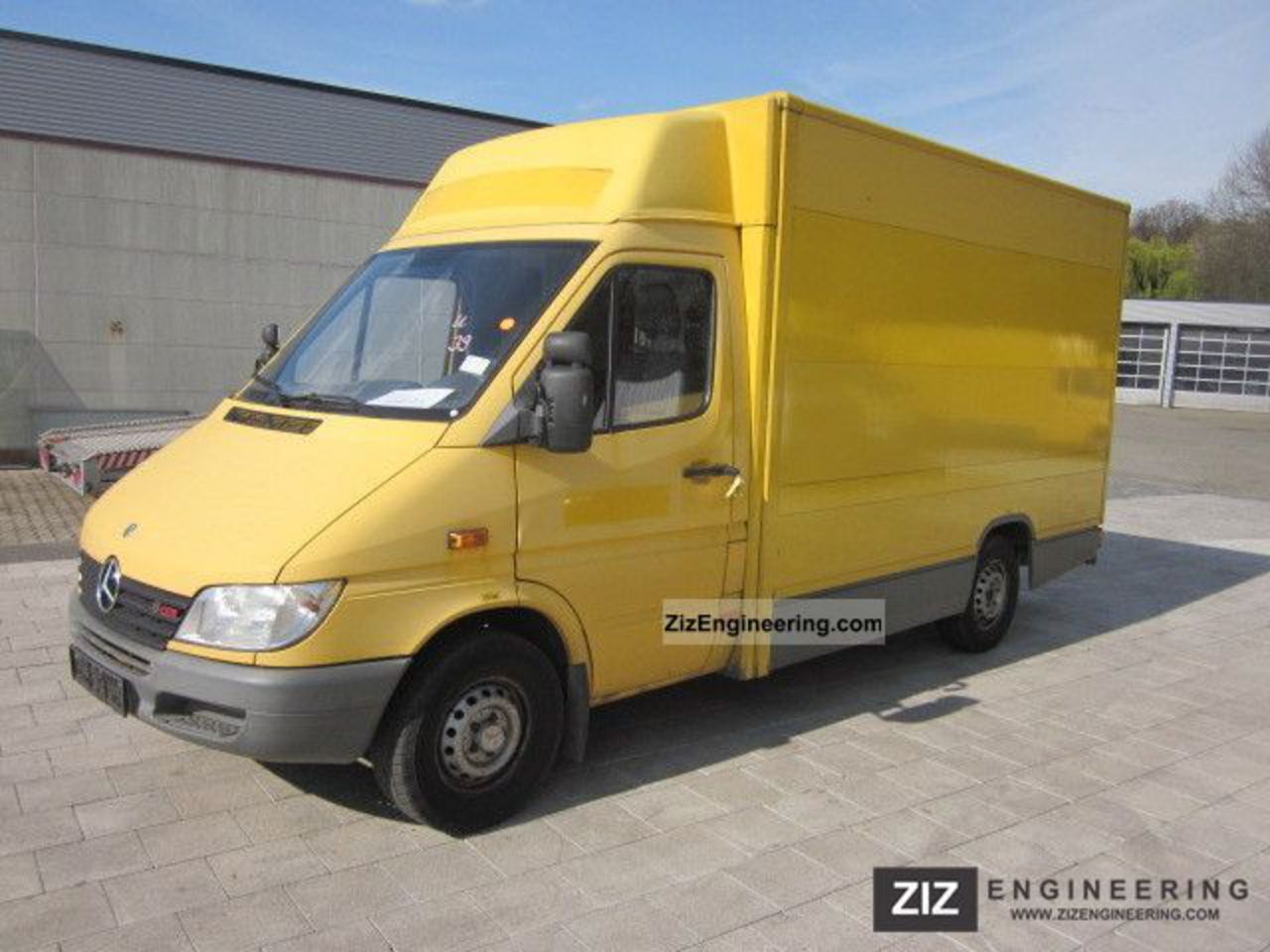 Mercedes-Benz Sprinter будка