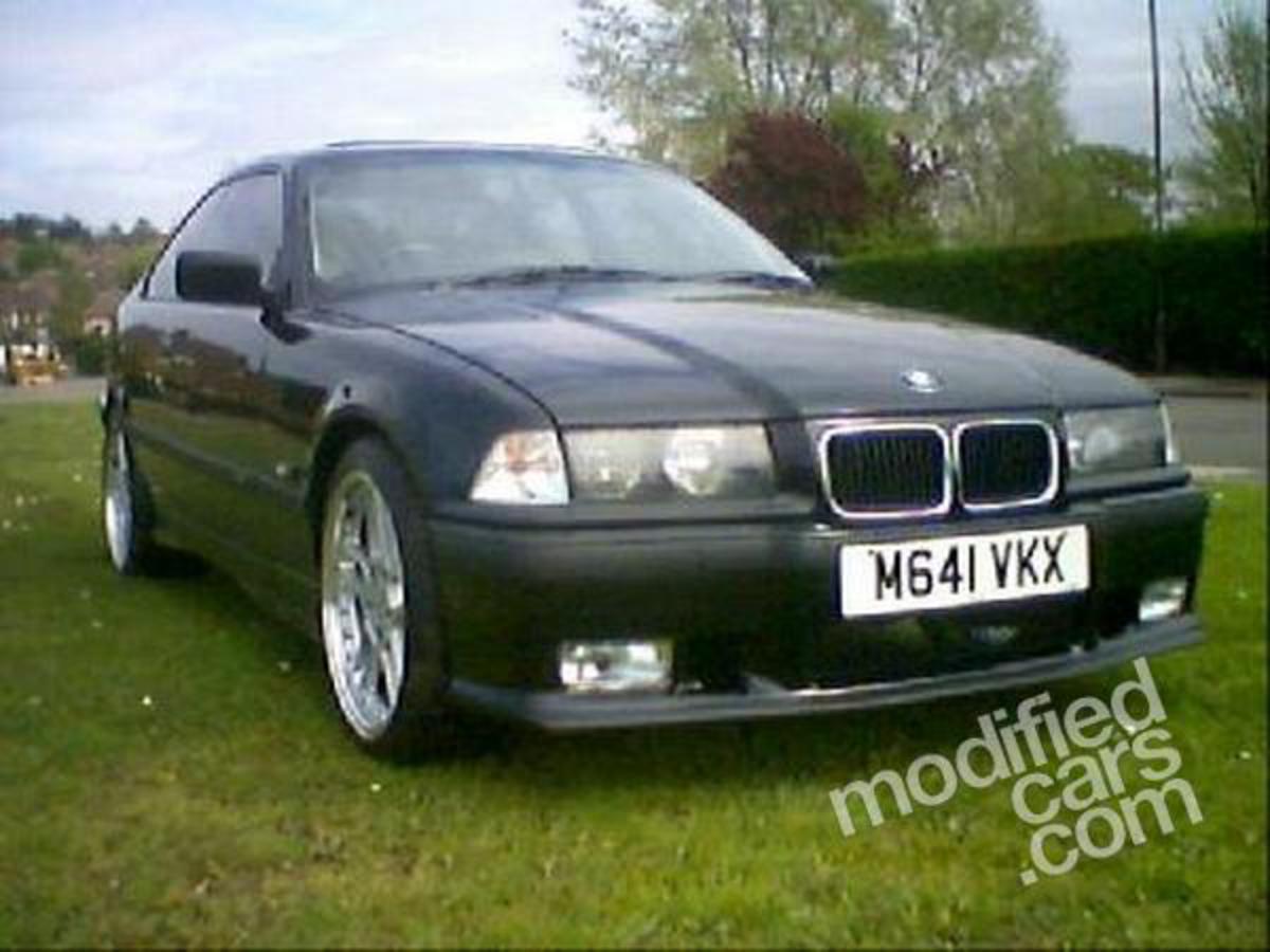 Modified BMW 316 Coupe 1995 Picture.