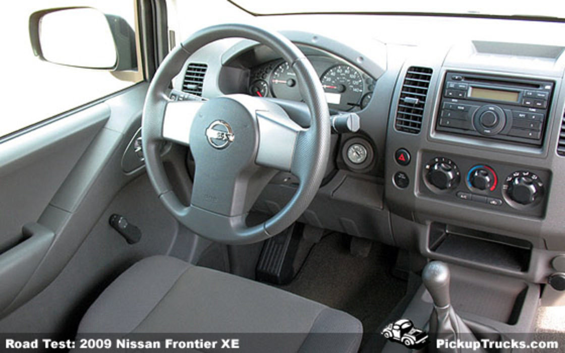 Road Test: 2009 Nissan Frontier XE - Less Cylinders, Less Fuel,