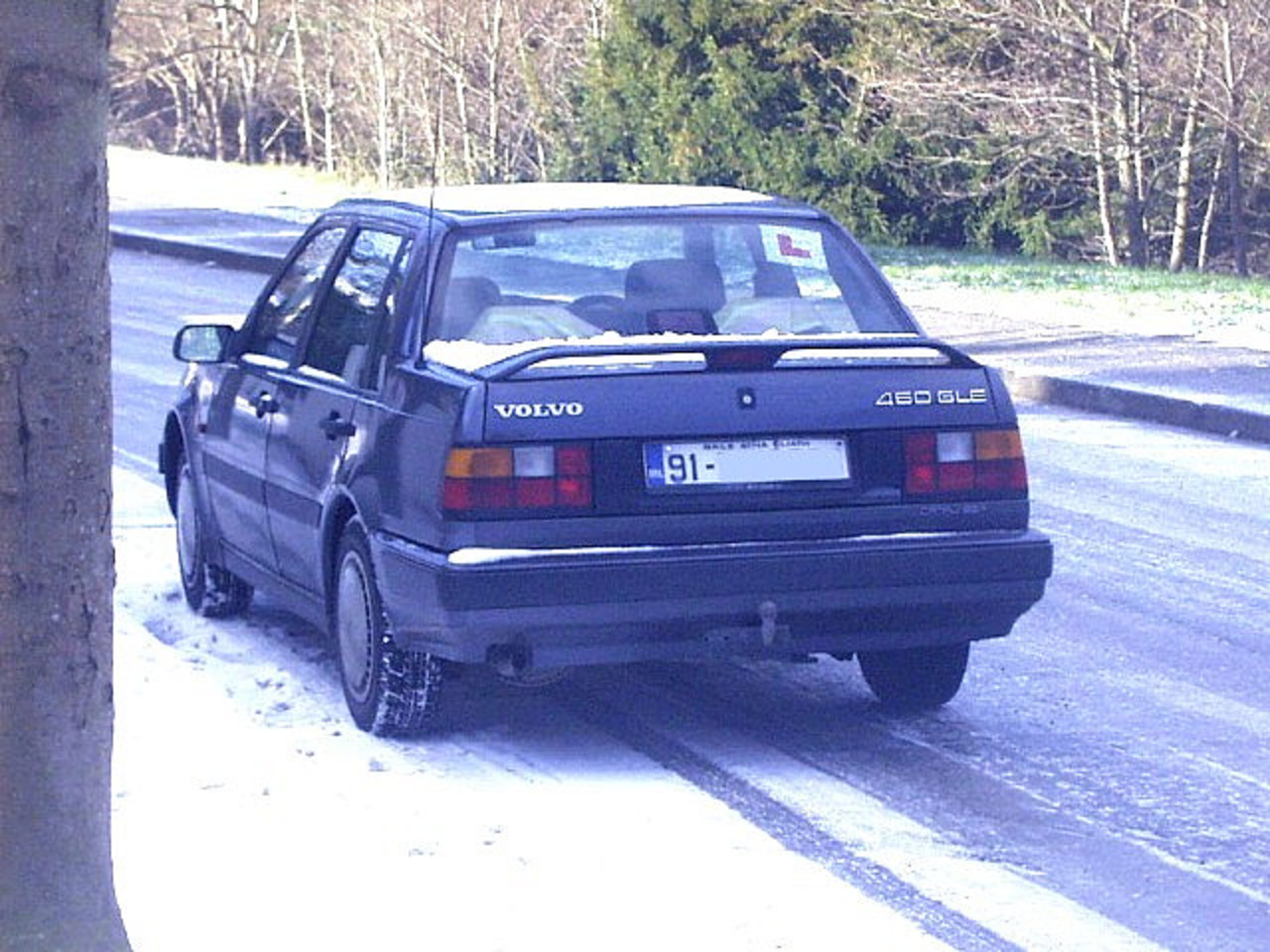 Volvo 460 GLE 1 MARCH 2001. Taking no chances on the hill as a learner,