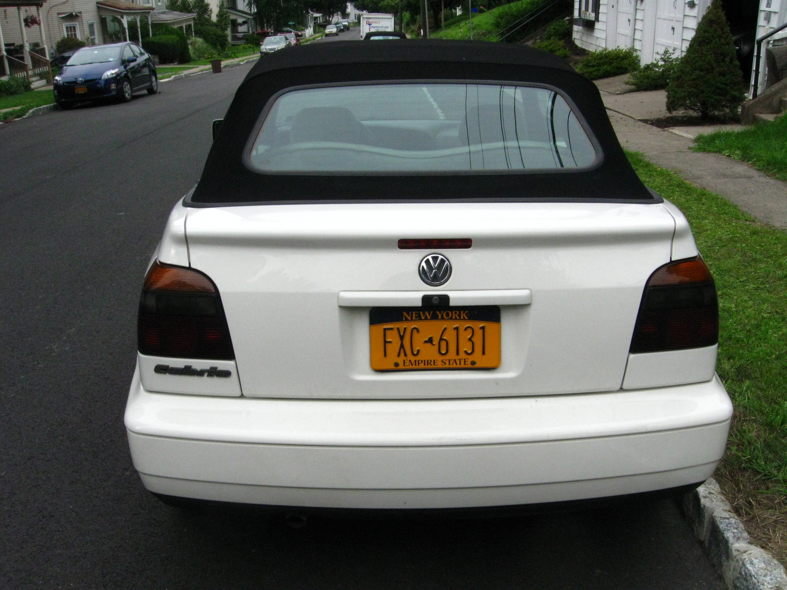 1998 Volkswagen Cabrio Overview. 1998 Volkswagen Cabrio