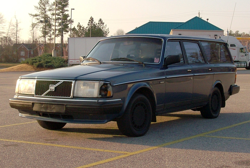 Volvo 240 wagon. View Download Wallpaper. 800x538. Comments