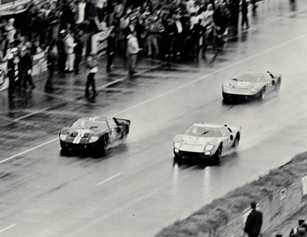 Ford American Race Car