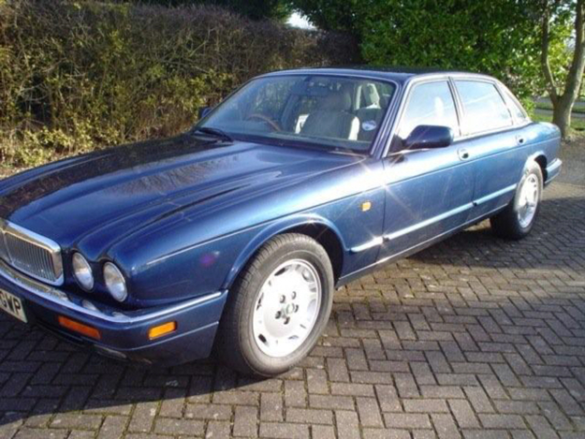 Jaguar xj executive