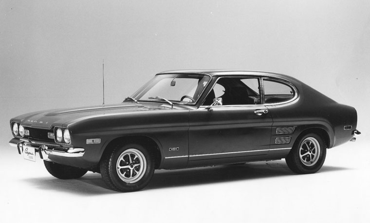 TopWorldAuto >> Photos of Ford Capri 2300 - photo galleries