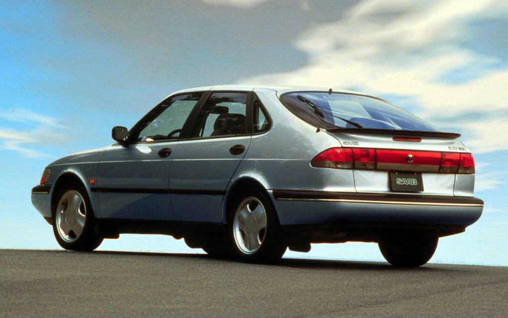 1996-saab-900-se-turbo-rear-three-quarter