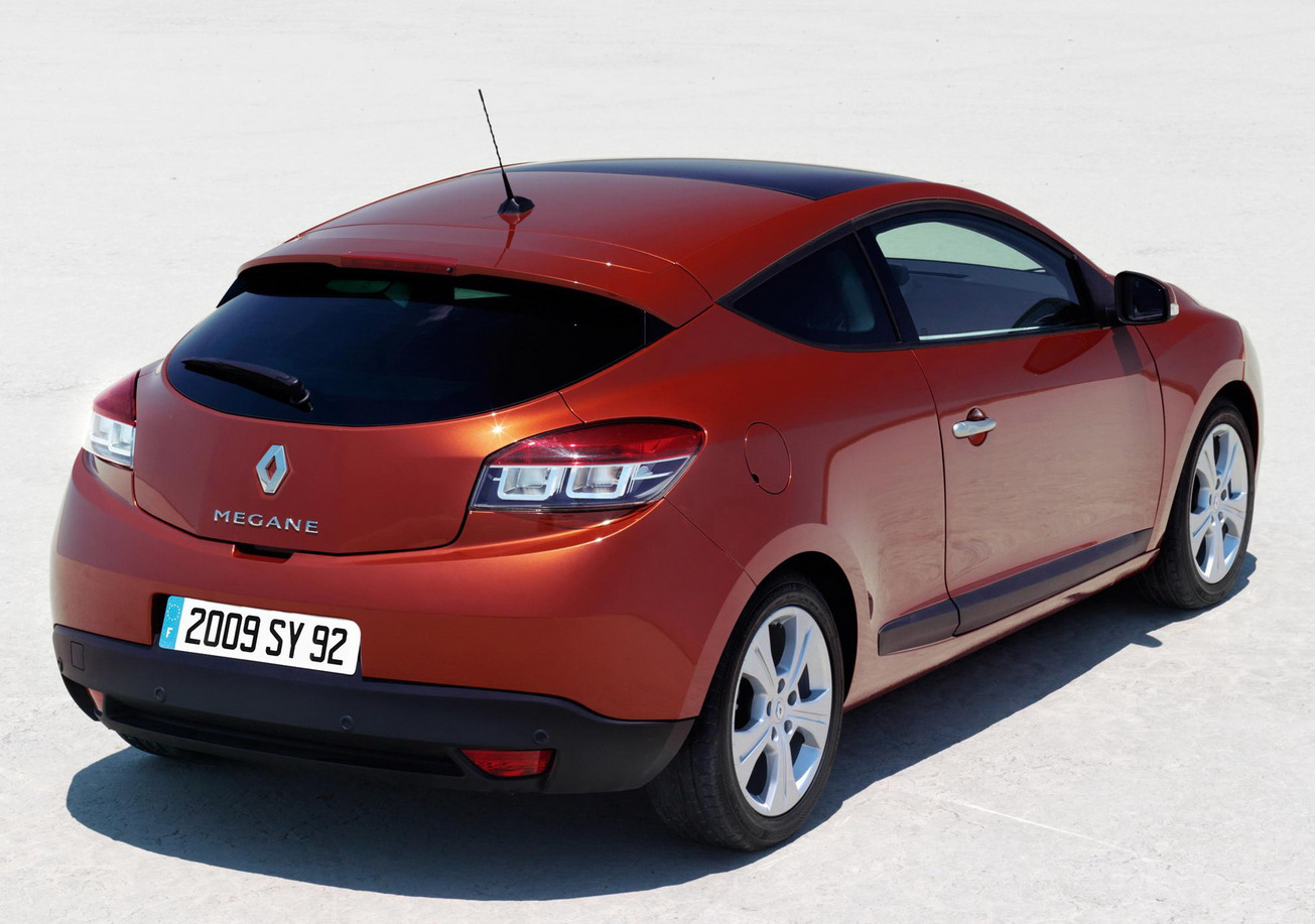 Return to article 2009 Renault Megane Coupe