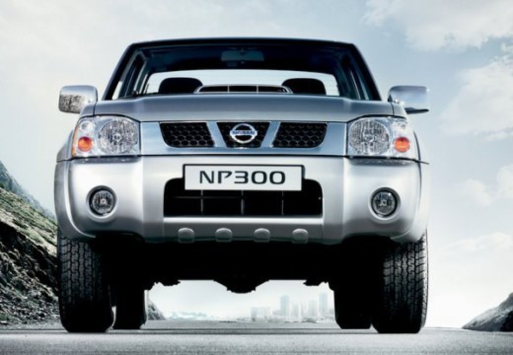 Nissan NP300 2.5 dCi 133 4x4 DOUBLE CAB XE (Pick-Up)