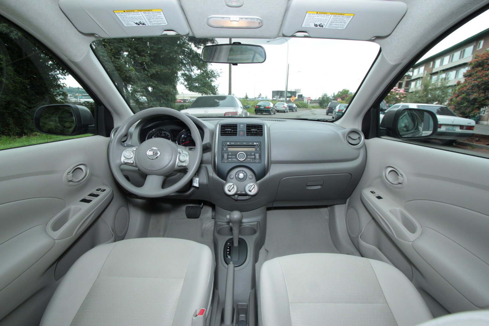 Nissan Tiida SE 16 Hatchback