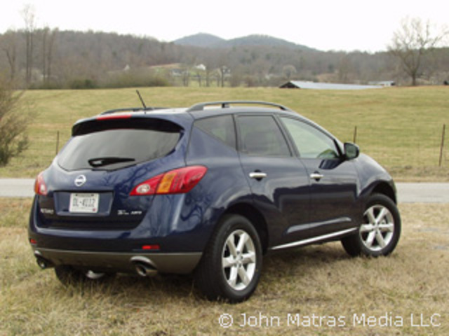 2009 Nissan Murano SL AWD There are cheaper ways to get about and we're not